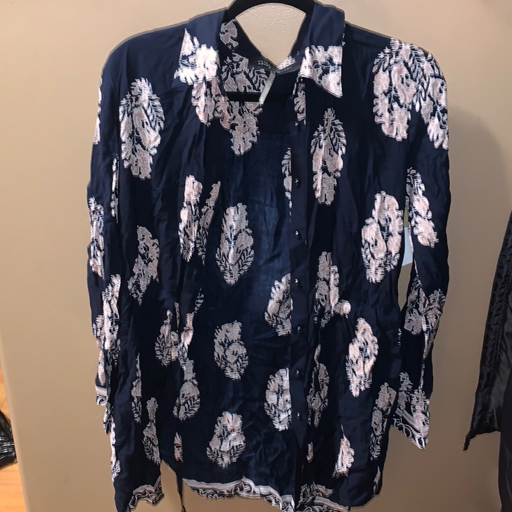 Floral blue collared button down shirt with tie